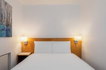 Signature Triple Room