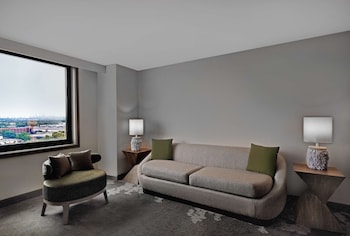 Suite, 1 King Bed