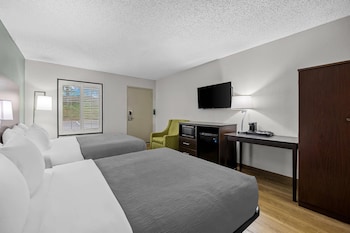 Room, 2 Queen Beds, Accessible, Non Smoking