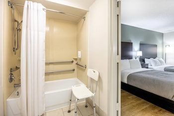 Room, 2 Queen Beds, Accessible, Non Smoking