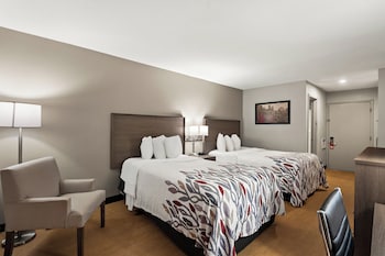 Deluxe Room, 2 Double Beds (Smoke Free)