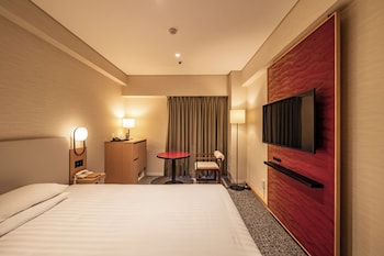 Superior Single Room 4th floor (gym access, shuttle bus from Kyoto St)