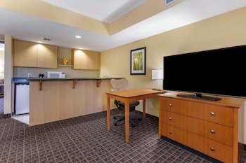 Suite, 2 Double Beds, Non Smoking, Balcony (with Sofabed)