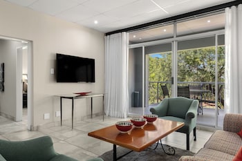 EXECUTIVE APARTMENT 1 X (QUEEN BED)