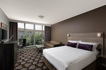 Superior Room, 1 Queen Bed