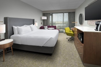 Premium Room, 1 King Bed (High Floor)