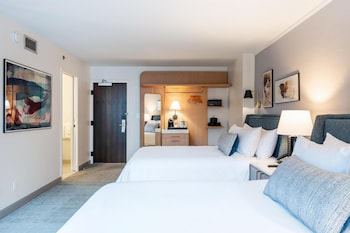 Suite, 1 Bedroom, Accessible (Wild Rose Suite 2 Queen w/Sofa Bed)