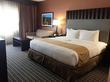Executive Room, 1 King Bed with Sofa bed
