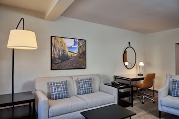 Presidential Suite, 1 King Bed, Non Smoking