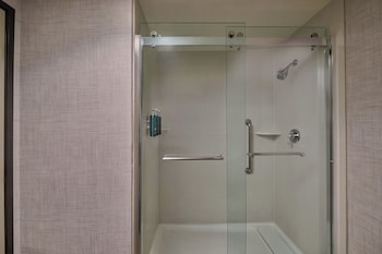 Executive Room, 1 King Bed with Sofa bed