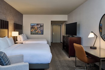 Room, 2 Queen Beds (with Peloton)