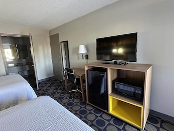 Standard Room, 2 Queen Beds