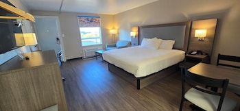 Studio Suite, 1 King Bed, Non Smoking