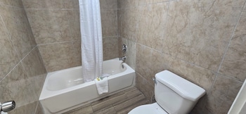 Studio Suite, 1 King Bed, Non Smoking