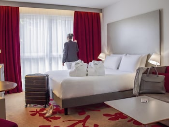 Privilege, Room, 1 Queen Bed with Sofa bed