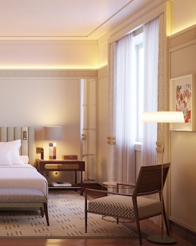 Executive Suite, City View