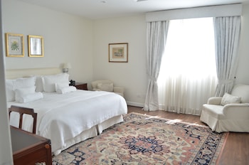 Executive Suite, City View