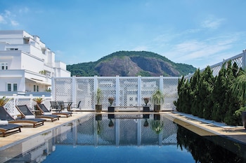 Penthouse, Partial Ocean View