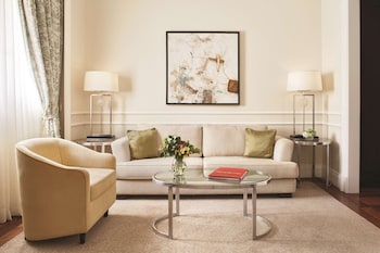 Deluxe Room, City View