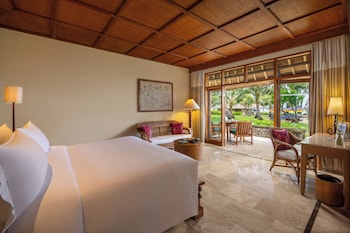 Luxury Room, Ocean View (Lanai)