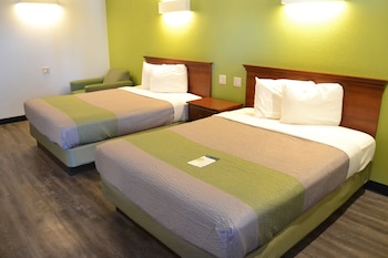 Standard Room, 2 Queen Beds, Smoking