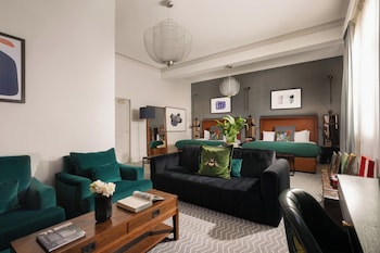 Suite, Multiple Beds