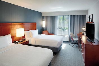 Room, 2 Queen Beds, Hearing Accessible