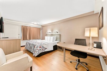 Superior Room, 1 King Bed (Smoke Free)