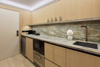 Penthouse, 2 Bedrooms (Suite)