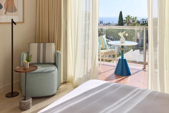 Premium Room, Sea View (2 Adults + 1 Child)