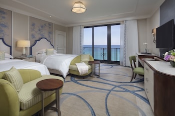 Atlantic Guest Room Oceanfront, 2 Double Beds