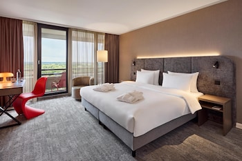 Deluxe Room, 1 King Bed