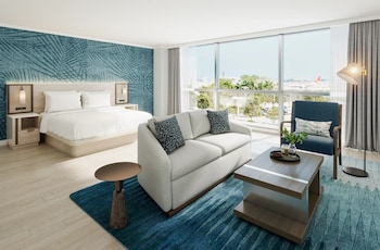 Presidential Suite, 1 King Bed with Sofa bed, Microwave