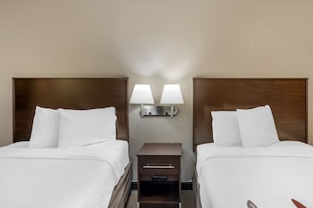 Standard Room, 2 Double Beds, Accessible (Smoke Free)
