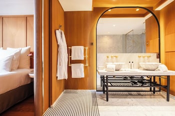 Prestige Suite