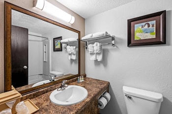 Suite, 1 King Bed, Non Smoking