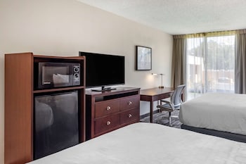 Room, 2 Queen Beds, Non Smoking