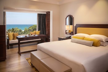 Luxury Room, 1 King Bed, Ocean View