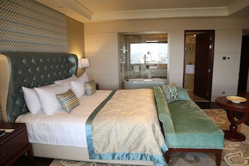 Taj Club, Club Room, 1 King Bed, City View