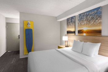 Room, 1 King Bed, Non Smoking