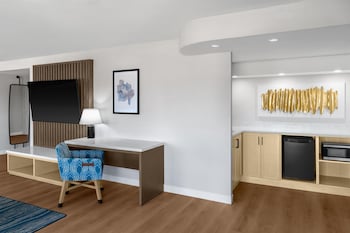 Presidential Suite, 1 King Bed with Sofa bed