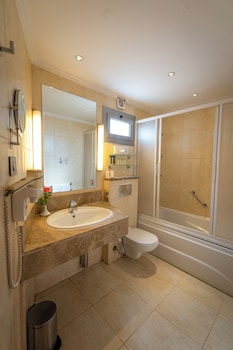 Standard Gardens View Room