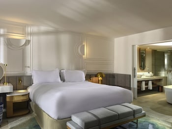 Suite, 1 King Bed, Ocean View (Opera,Beach Access,Balcony or Terrace)
