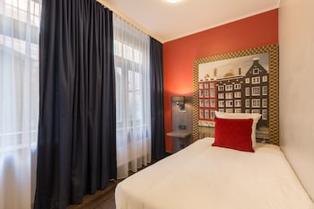 Comfort Room (1 Single Bed)