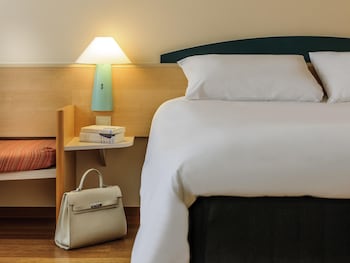Standard Room, 3 Twin Beds