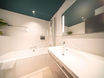 Deluxe Room, 1 Double Bed, Park View