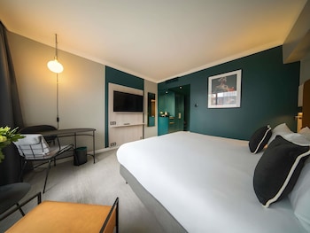 Superior Room, 1 King Bed