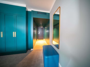 Superior Room, 1 King Bed