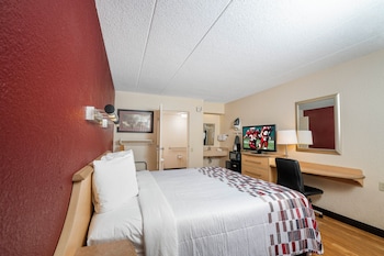 Superior Room, 1 King Bed, Accessible (Smoke Free)