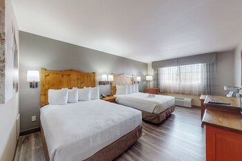 Standard Room, 2 Queen Beds, Non Smoking (Pet Friendly)